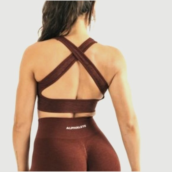 Alphalete Revival Vault Sports Bra - Picture 3 of 3